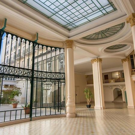 L Incomparable - International Palace Vichy Bagian luar foto